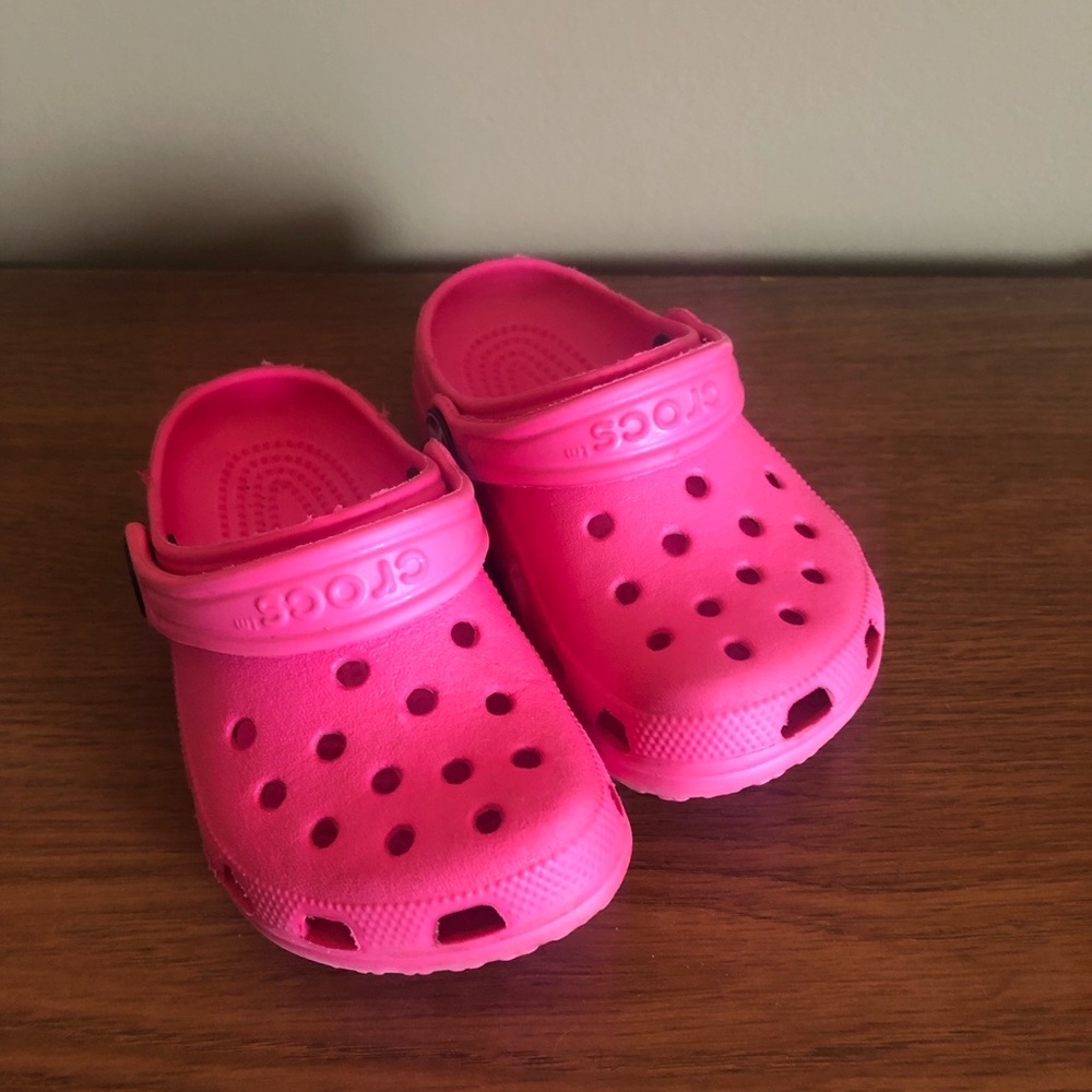 Toddler Pink Crocs